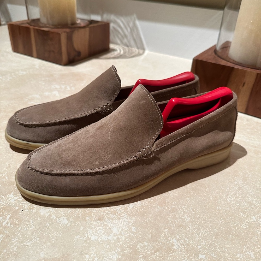 Loro Piana Summer Walk size 42